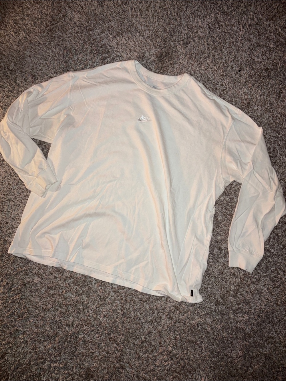 Nike Men’s Long-Sleeve Crew Tee in Off-White
